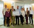 Bild: Landratsamt Bayreuth
Die Organisatoren des Spendenlaufs freuen sich über den Erfolg der Veranstaltung: Sebastian Schenkl (Mali Crew), Andrea Thater (Tumorzentrum Oberfranken), Dr. Claus Steppert (Tumorzentrum Oberfranken), Tanja Maisel (Tumorzentrum Oberfranken), Jürgen Dünkel (Vorstandsmitglied VR Bank Bayreuth-Hof), Jennifer Voecks (Tumorzentrum Oberfranken), Katrin Kürzdörfer (Gesundheitsregion plus Stadt und Landkreis Bayreuth), Christiane Angerer (Sportkuratorium Bayreuth) und Florian Maßen (Mali Crew).