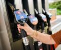 Bild: Sina Schuldt/dpa
Seit dem 1. Oktober gilt für Benzin und Diesel, die Tanklager und Raffinerien verlassen, ein Steuernachlass von 16,7 Cent pro Liter.