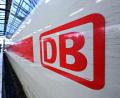 Archivbild: Martin Schutt/dpa
Die Bahn dürfte ihr Pünktlichkeitsziel auch in diesem Jahr deutlich verfehlen.