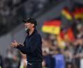 Bild: Sven Hoppe/dpa
Für den Bundestrainer kommt es zur schnellen Revanche gegen Griechenland.
