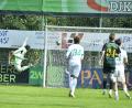 Bild: Hubert Ziegler
Das war der 1:1-Ausgleich für den TSV Neudrossenfeld durch Kilian Schabe (nicht im Bild), unhaltbar für den Ammerthaler Torhüter und Kapitän Christopher Sommerer (links). 
DJK Ammerthal - TSV Neudrossenfeld