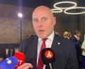 Bild: Alexander Welscher/dpa
Ministerpräsident Kulbergs hat mit seinem Bündnis die Wahl in Lettland klar gewonnen.