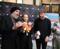 Bild: Sebastian Willnow/ dpa/dpa
Der Cast des Films „Das NEINhorn“ war bei der Premiere dabei.