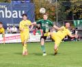 Bild: Rudi Gebert
Der SV Mitterteich besiegte am Samstag die SpVgg Oberkotzau mit 2:1. In dieser Szene hat es Johannes Zintl (grünes Trikot) mit drei Gästespielern zu tun.