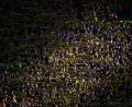 Archivbild: Bernd Thissen/dpa
Die Dortmund-Fans bei einem Bundesliga-Spiel.