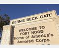 Bild: picture alliance / dpa
Im November 2009 tötete ein Militärpsychiater 13 Menschen und verletzte Dutzende weitere auf dem Stützpunkt Fort Hood im US-Bundesstaat Texas. (Archivbild)