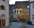 Bild: as
Der Zugang zur Vinothek im Mehler-Stodl (Gebäude hinten) wäre von der Schmellerstraße, aber auch vom Maximilianplatz aus möglich.