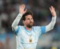 Bild: Gustavo Garello/AP/dpa
Lionel Messi vor seinem Abschiedsspiel für die argentinische Nationalmannschaft gegen Benin.