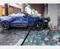 Bild: Christoph Weiss/dpa
In Würzburg ist eine junge Frau mit ihrem Auto in ein Möbelhaus gefahren. (Symbolbild)