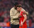 Bild: Tom Weller/dpa
Bayern-Trainer Vincent Kompany (l) mit seinem Antreiber Joshua Kimmich. (Archivbild)
