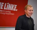 Bild: Philip Dulian/dpa
Die Linke stimmt nach einer mehrstündigen Landesvorstandssitzung für Koalitionsverhandlungen mit SPD und Grünen. (Archivbild)