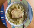 Bild: Ilse Hauer
Ja nach Käsemenge verändert sich auch der Charakter der Zwiebelsuppe. Von leicht überbacken bis zu einer kräftigen, dominanten Käsekruste reicht die Variationsmöglichkeit.