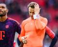 Bild: Tom Weller/dpa
Manuel Neuer (r) nach dem Spiel und seinem heftigen Patzer in Augsburg.