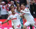 Bild: Federico Gambarini/dpa
Isac Johannesson (r) gelang ein Traumtor.