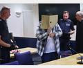 Bild: Oliver Berg/dpa
Der Prozess beginnt unerwartet.