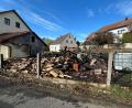 Bild: Christine Walbert
Ein Brand in der Nacht zum Dienstag in Kaimling bei Vohenstrauß zerstört eine Scheune vollständig. 150 Einsatzkräfte und rund 30 Fahrzeuge waren im Einsatz.