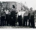 Bild: Archiv Kolpingsfamilie Friedenfels
Große Verdienste erwarb sich die Kolpingsfamilie Friedenfels bereits sechs Jahre nach ihrer Gründung. 1952 beteiligten sich die Mitglieder (Bild) am Bau des Friedenfelser Jugendheims, indem noch heute viele Veranstaltungen abgehalten werden.