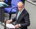 Bild: Michael Kappeler/dpa
Merz spricht in seiner Regierungserklärung auch die AfD direkt an.