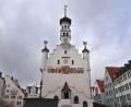 Bild: Karl-Josef Hildenbrand/dpa
Gestohlene Parkmünzen, gelöschte Bußgeldakten - im Rathaus von Kempten mussten mehrfach Unregelmäßigkeiten aufgearbeitet werden. (Archivbild)