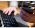 Bild: Monika Skolimowska/dpa
Wer Opfer von Kontobetrug wird, darf nach EU-Recht grundsätzlich zunächst eine Rückerstattung von seiner Bank verlangen. (Symbolbild)