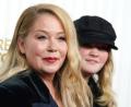 Bild: Jordan Strauss/Invision via AP/dpa
Seit ihrer Erkrankung mit MS tritt Applegate nur noch selten auf. (Archivbild)