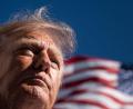 Bild: Julia Demaree Nikhinson/AP/dpa
US-Präsident Donald Trump hat die geplante Live-Übertragung der Hinrichtung des verurteilten Attentäters Nidal Malik Hasan abgesagt.