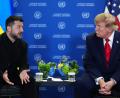 Bild: Julia Demaree Nikhinson/AP/dpa
Erhöht der US-Präsident Donald Trump mit einer geringeren Weitergabe von Aufklärungsdaten und einer Starlink-Drosselung den Druck auf den ukrainischen Präsidenten Wolodymyr Selenskyj? (Archivbild)