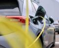 Bild: Jan Woitas/dpa
Wegen fehlerhafter Batteriezellen bereitet VW einen Rückruf von E-Autos vor. (Symbolbild)