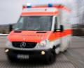 Bild: Stephan Jansen/dpa
Der Rettungsdienst bringt die Frau in ein Krankenhaus. (Symbolbild)