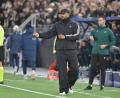 Bild: Peter Kneffel/dpa
Sieht sein Team nicht weit von Topform entfernt: Bayern-Trainer Kompany (Archivbild)