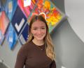 Bild: Paulina Schmidt
Annika Schön arbeitet bei Regler und machte dort ihre Ausbildung zur Mediengestalterin. „Ich wusste schon immer, dass ich gerne einmal in die kreative Richtung gehen möchte“, sagt sie.