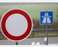 Symbolbild: Bernd Wüstneck/dpa-Zentralbild/dpa
Von Samstagabend bis zum Sonntagnachmittag ist die A93 in beiden Richtungen am Regensburger Kreuz gesperrt.