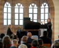 Bild: gac
Susanne Hiltl (Querflöte) und Lisa Milyukova (Klavier) stimmten die Gäste mit dem romantischen Flötenkonzert op. 283 von Carl Reinecke ein.