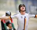Bild: Gian Ehrenzeller/KEYSTONE/dpa
Tim Torn Teutenberg ist Weltmeister im Ausscheidungsfahren. (Archivbild)