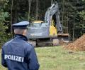 Bild: Tizian Gerbing/dpa
In den vergangenen Tagen hatte die Polizei auf der Suche nach Hinweisen an mehreren Orten gegraben. (Archivbild)