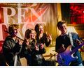 Bild: Thiemo Donhauser
„L.E.A.P.“ coverte bei der Open Stage in Amberg unter anderem den Song „One Way or Another“ von Blondie.