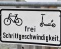 Symbolbild: Petra Hartl
Noch sind Räder und Pedelecs in der Amberger Innenstadt erlaubt – doch das könnte sich bald ändern. Eine spezielle Kontrollaktion der Polizei stellte etliche Verstöße von Fahrer solcher Gefährte fest.