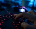 Bild: Nicolas Armer/dpa
Es geht um kritische Sicherheitslücken in der Programmiersprache PHP.