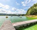 Bild: Kreis Schwandorf
Der Eixendorfer See im Landkreis Schwandorf zeigt sich im Jubiläumsjahr von zwei Seiten: klares Wasser und niedriger Wasserstand. Der Runde Tisch thematisiert die Auswirkungen des Klimawandels.