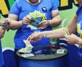 Bild: Oliver Berg/dpa
Viele Neuheiten können an den Spieltischen in Essen getestet werden.