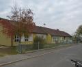 Bild: Siegfried Bock
Von außen sieht der alte Kindergarten St. Martin ja noch gut aus, aber die Schäden und Mängel im Innern sind enorm. Anfang November beginnt der Abriss des Gebäudetrakts.