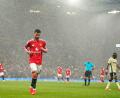 Bild: Dave Thompson/AP/dpa
Bruno Fernandes kritisierte die Taktik von Trainer Michael Carrick. (Archivbild)