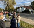 Bild: ck
Die Lärmbelästigung durch den Durchgangsverkehr sorgt bei den Anwohnern der Weidener Straße in Altenstadt bei Vohenstrauß immer wieder für Ärger. Der Verkehrsausschuss kann jedoch mit einem Tempolimit nicht dienen. Laut bayerischem Innenministerium sollten Hauptverkehrsstraßen primär dem zügigen Verkehrsfluss dienen.