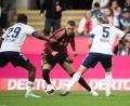 Bild: Marius Becker/dpa
Köln Said El Mala (m) in der Partie gegen Schalke.