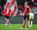 Bild: Daniel Karmann/dpa
Nach dem Abpfiff war die Enttäuschung groß bei Nürnbergs Tim Janisch.