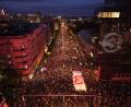 Bild: Armin Durgut/AP/dpa
Bei der Parlamentswahl in Serbien fordert die populäre Studentenliste die Macht des Langzeitherrschers Alekandar Vucic heraus.