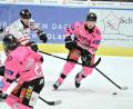 Bild: Hubert Ziegler
Roberts Baranovskis (rechts) verwandelte den entscheidenden Penalty für den ERSC Amberg.