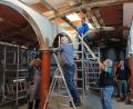 Bild: szl
Der Aufbau der Plößberger Krippenschau läuft seit zwei Wochen auf Hochtouren. Im Kultursaal wird die Brotvermehrungskirche nachgebaut.