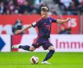 Bild: Tom Weller/dpa
Joshua Kimmich soll nach einem privaten Schicksalsschlag in dieser Woche wieder Ball sein. (Archivbild)