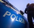 Symbolbild: Marijan Murat/dpa
Zwei Mitbewohner sind in Nabburg heftig in Streit geraten. Einer von ihnen soll mit einer Schusswaffe hantiert haben.